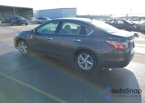 2014 Nissan Altima 2.5 from USA, damaged, VIN 1N4AL3AP5EC185229